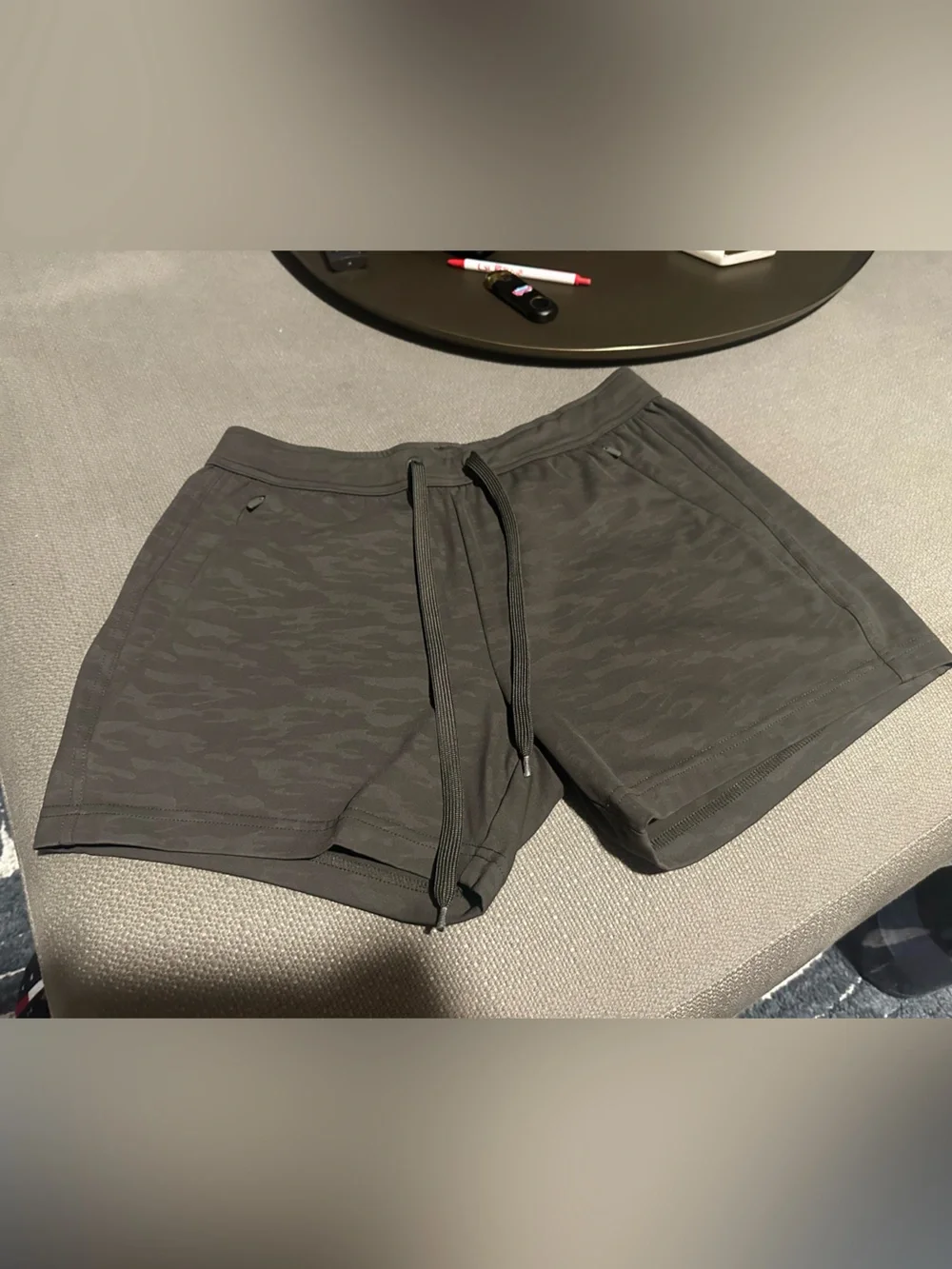 St33le brand men’s shorts size small